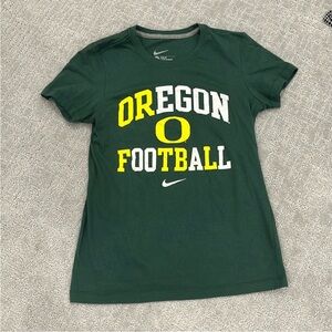 EUC L NIKE Oregon ducks football tee green with white and yellow letters